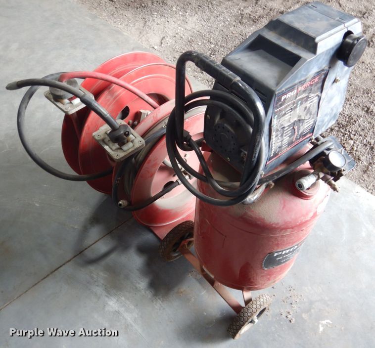 image for item GO9113 Proforce air compressor