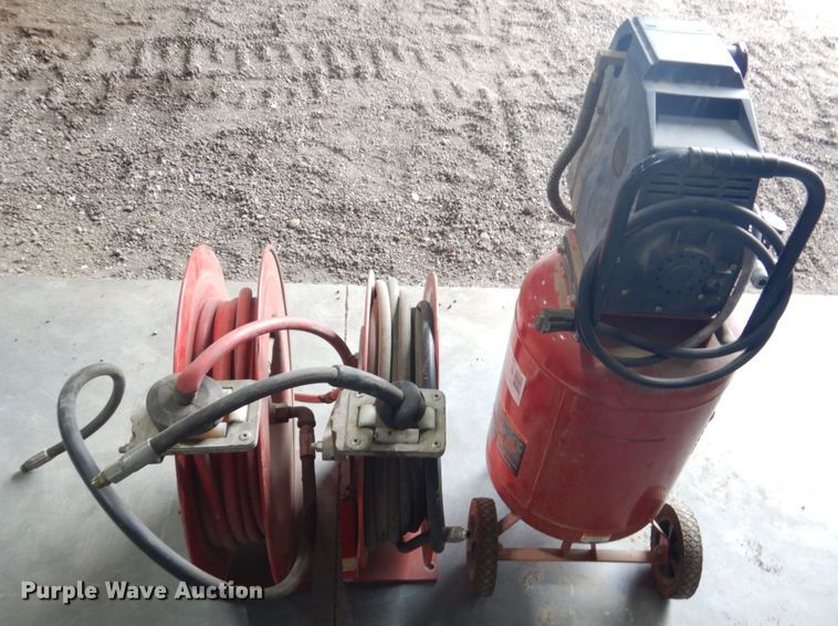 image for item GO9113 Proforce air compressor