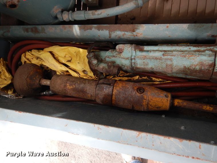 image for item GO9121 Gardner Denver D175 air compressor