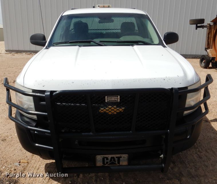 image for item GO9124 2010 Chevrolet Silverado 1500 pickup truck