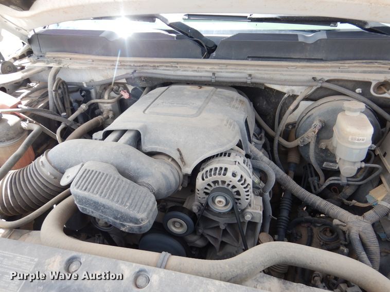 image for item GO9124 2010 Chevrolet Silverado 1500 pickup truck