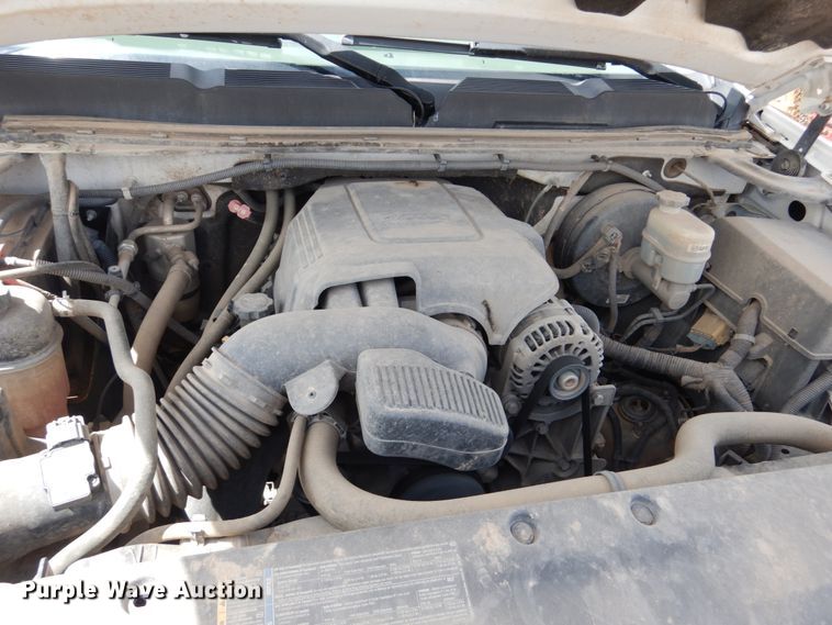 image for item GO9124 2010 Chevrolet Silverado 1500 pickup truck