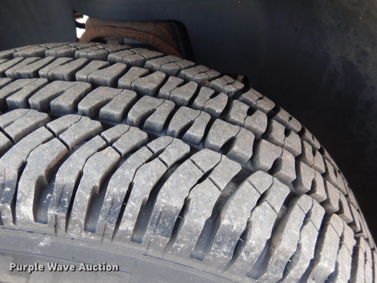 image for item GO9124 2010 Chevrolet Silverado 1500 pickup truck