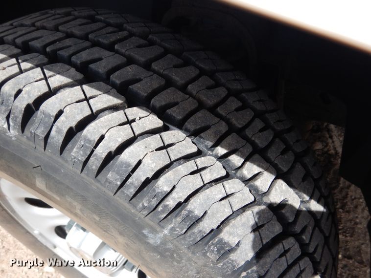 image for item GO9124 2010 Chevrolet Silverado 1500 pickup truck