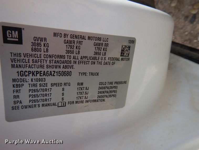 image for item GO9124 2010 Chevrolet Silverado 1500 pickup truck