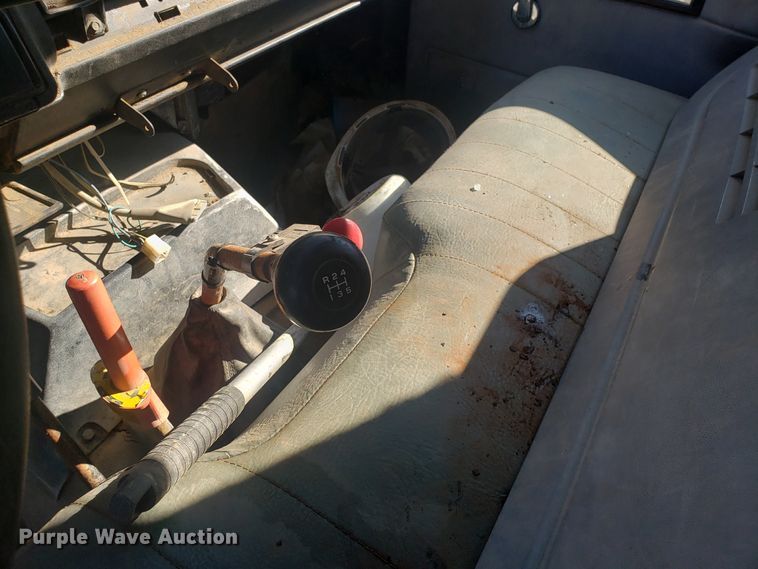 image for item GO9269 1991 Chevrolet Kodiak C5500 dump truck