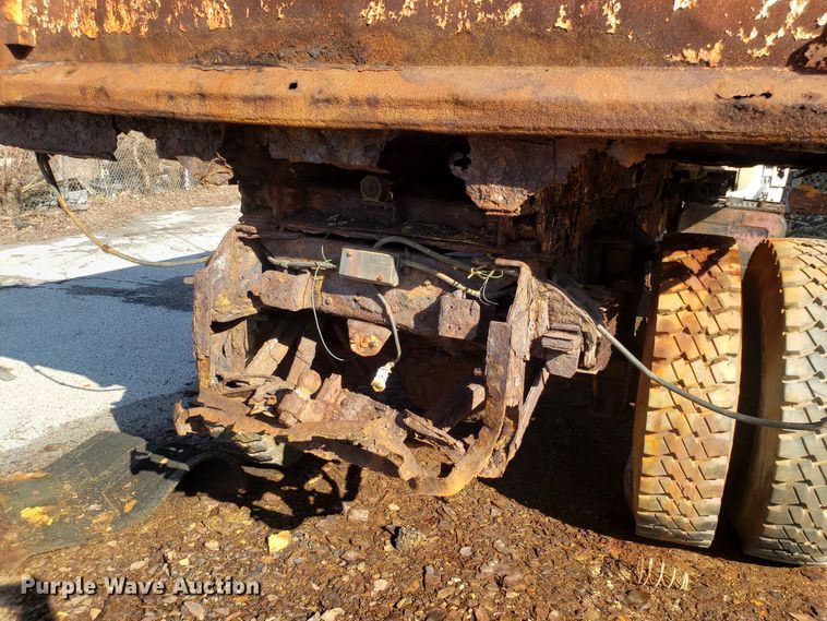 image for item GO9269 1991 Chevrolet Kodiak C5500 dump truck