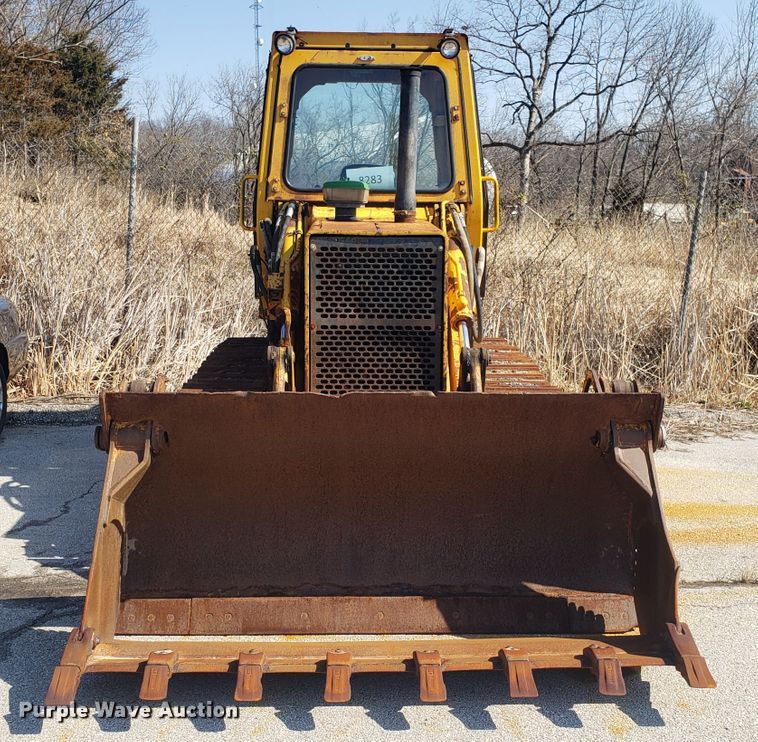 image for item GO9273 John Deere 555G  track loader