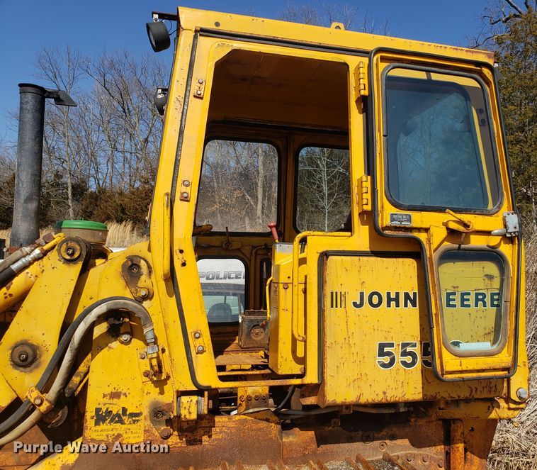 image for item GO9273 John Deere 555G  track loader