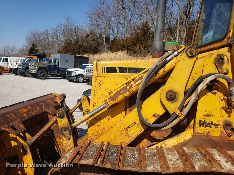 image for item GO9273 John Deere 555G  track loader