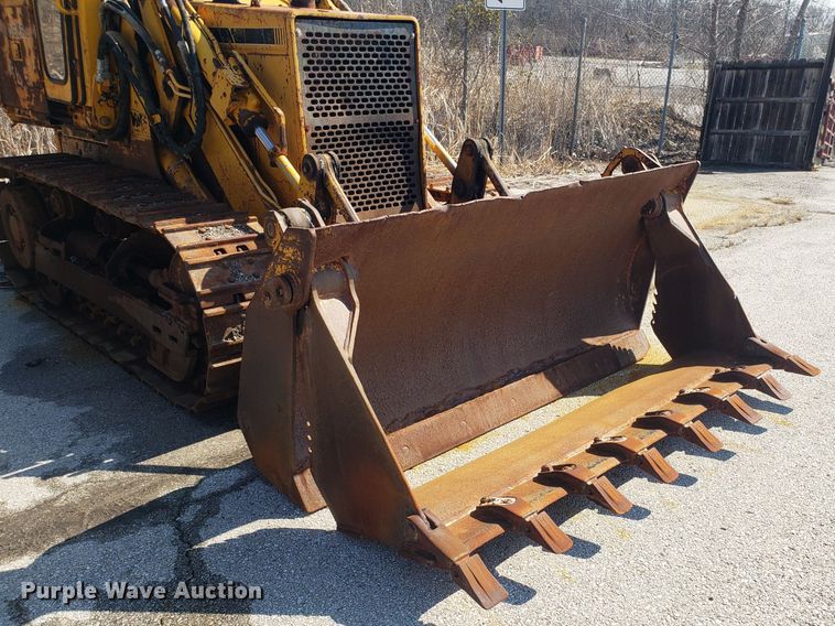 image for item GO9273 John Deere 555G  track loader