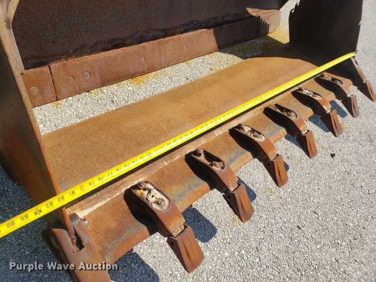 image for item GO9273 John Deere 555G  track loader