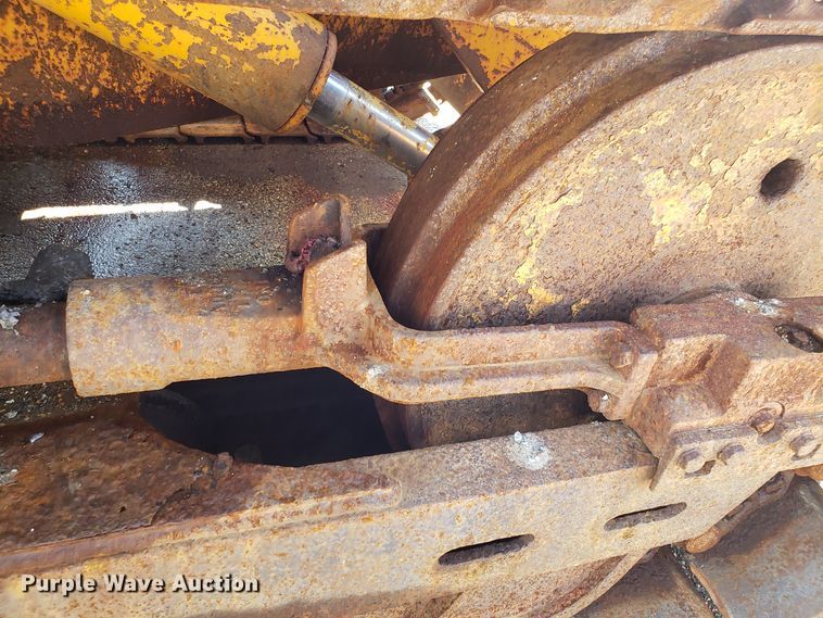 image for item GO9273 John Deere 555G  track loader