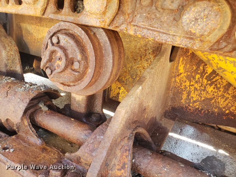 image for item GO9273 John Deere 555G  track loader