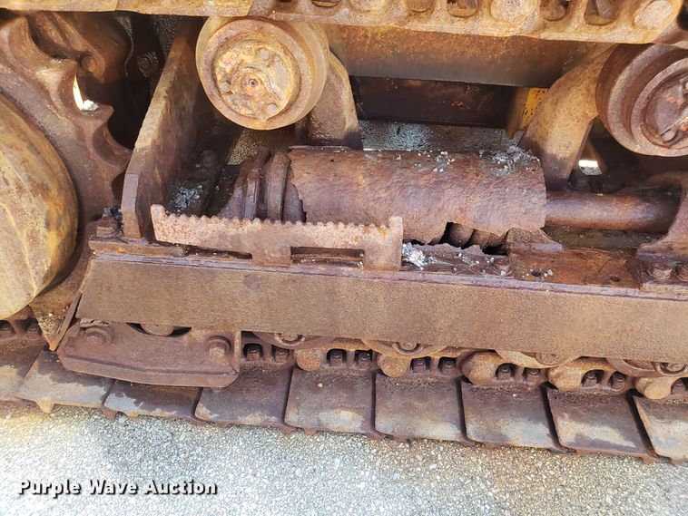 image for item GO9273 John Deere 555G  track loader