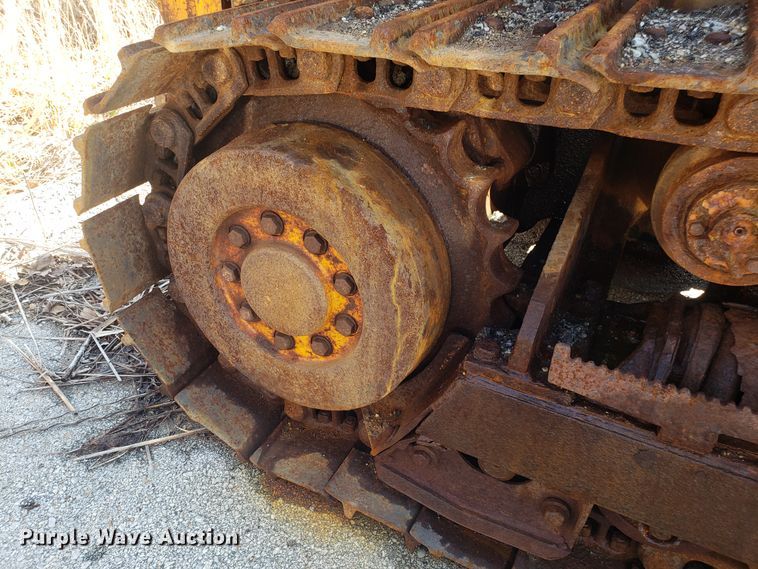 image for item GO9273 John Deere 555G  track loader