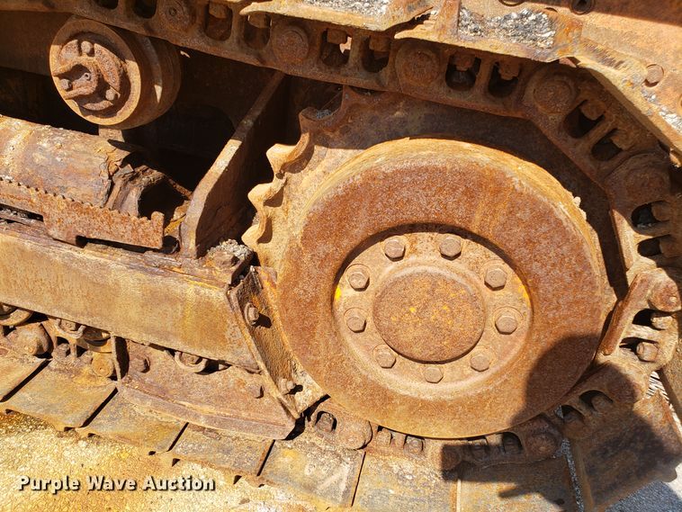 image for item GO9273 John Deere 555G  track loader