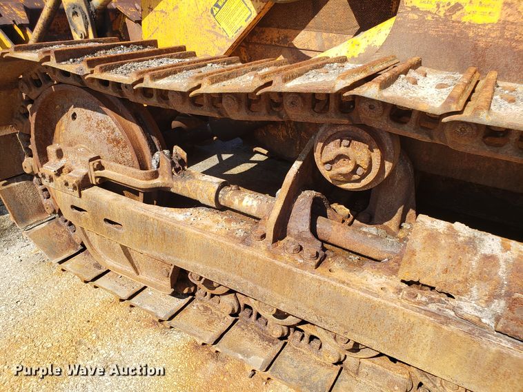 image for item GO9273 John Deere 555G  track loader