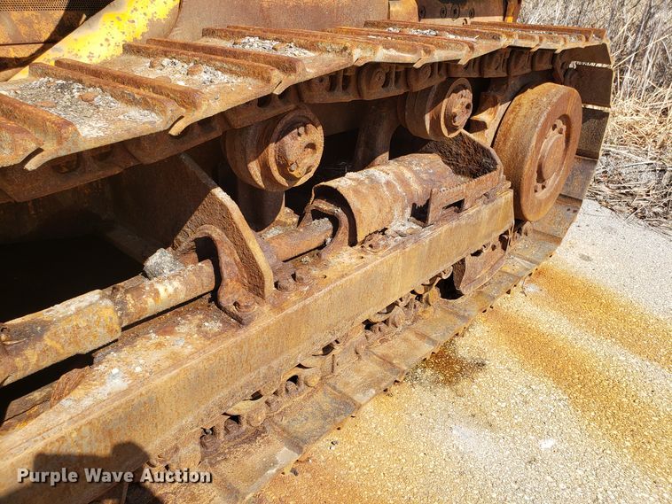 image for item GO9273 John Deere 555G  track loader