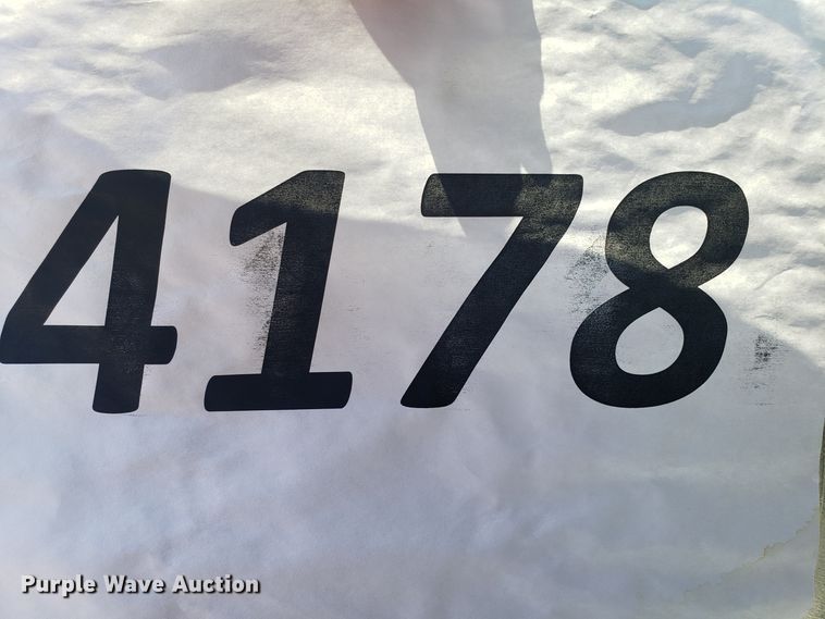 image for item GO9275 2013 Ford E350 Super Duty  van