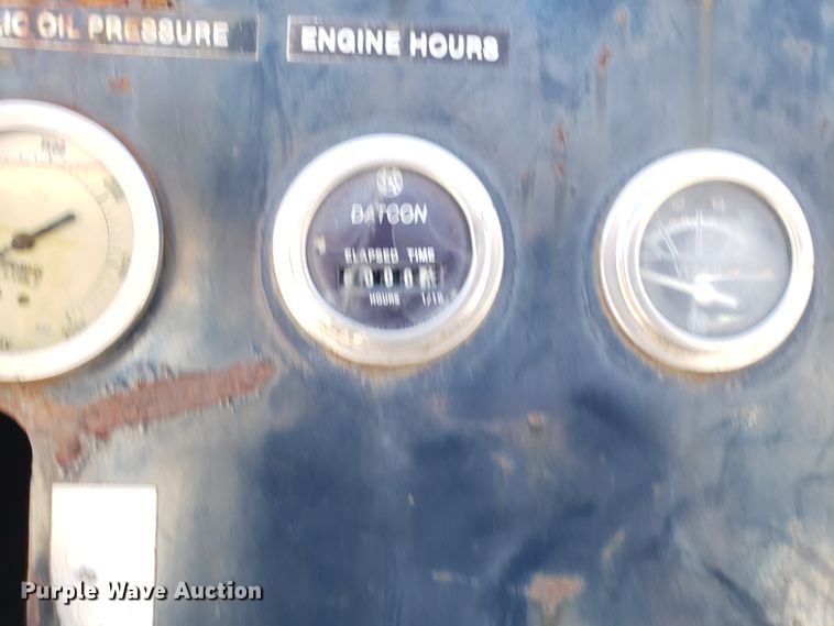 image for item GO9277 1992 Ford F700 sewer jetter truck