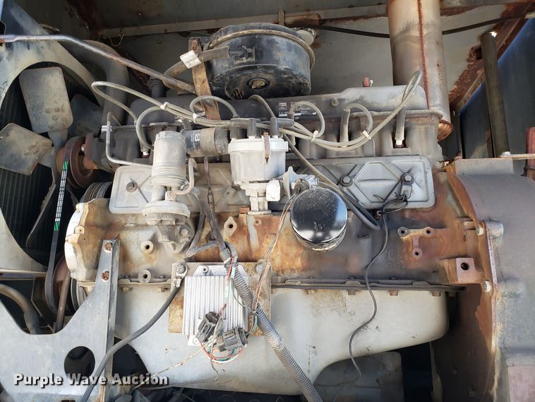 image for item GO9277 1992 Ford F700 sewer jetter truck