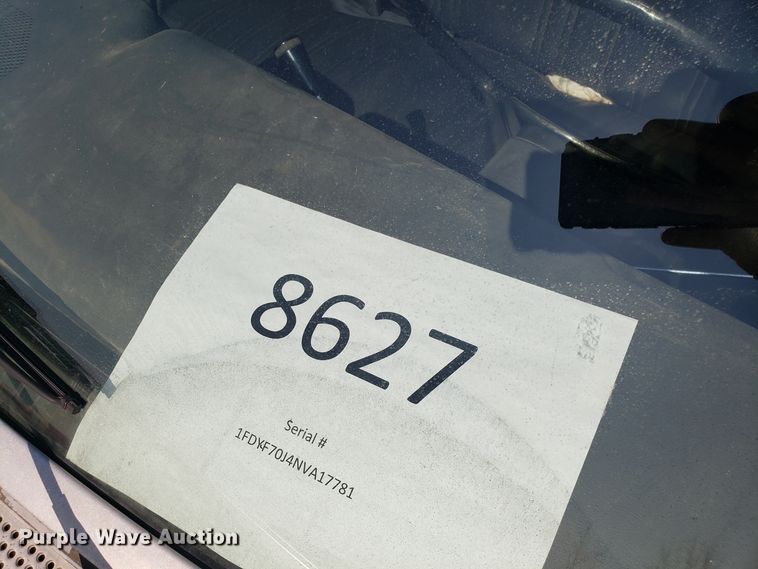 image for item GO9277 1992 Ford F700 sewer jetter truck