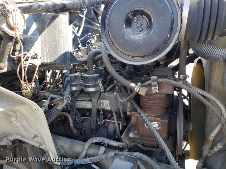 image for item GO9277 1992 Ford F700 sewer jetter truck