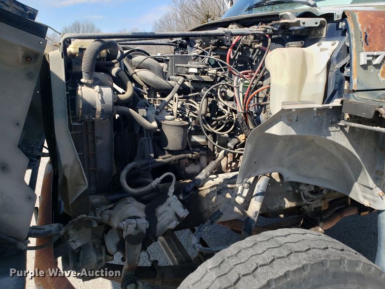 image for item GO9277 1992 Ford F700 sewer jetter truck