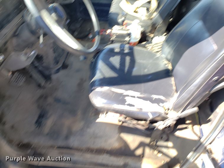 image for item GO9278 1993 Ford F900 dump truck