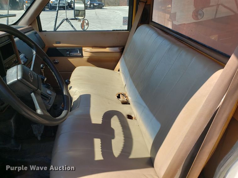 image for item GO9279 1991 Chevrolet Kodiak C6500 dump truck