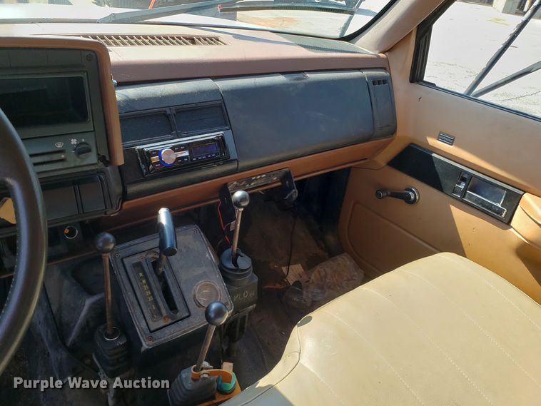 image for item GO9279 1991 Chevrolet Kodiak C6500 dump truck