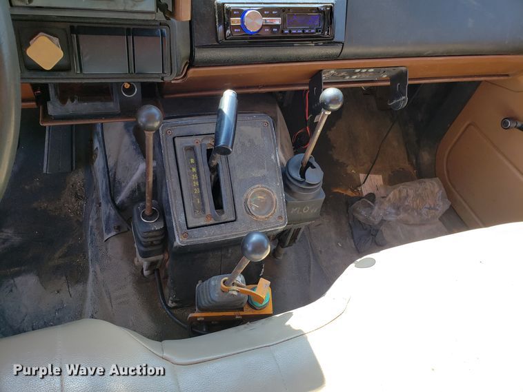 image for item GO9279 1991 Chevrolet Kodiak C6500 dump truck