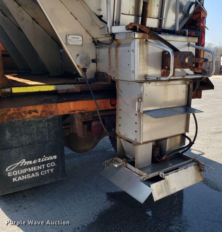 image for item GO9279 1991 Chevrolet Kodiak C6500 dump truck