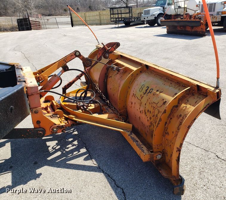 image for item GO9279 1991 Chevrolet Kodiak C6500 dump truck