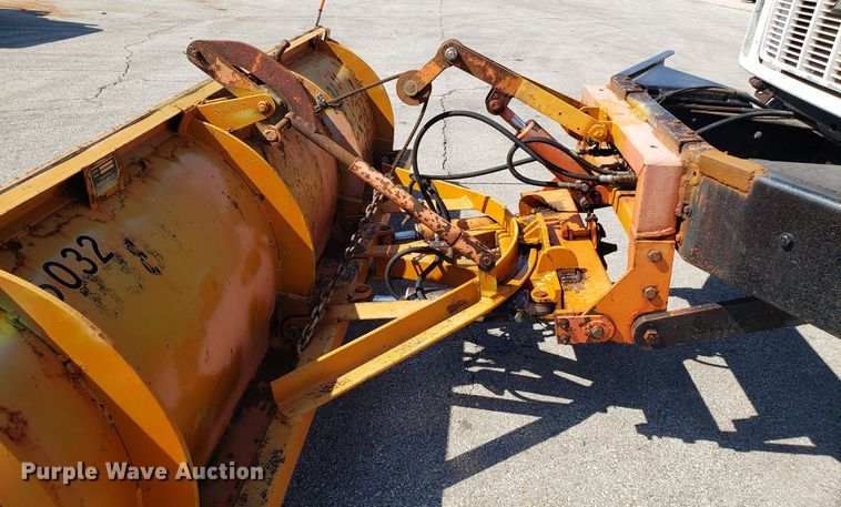 image for item GO9279 1991 Chevrolet Kodiak C6500 dump truck