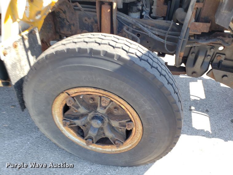 image for item GO9279 1991 Chevrolet Kodiak C6500 dump truck