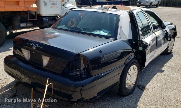 image for item GO9281 2005 Ford Crown Victoria Police Interceptor
