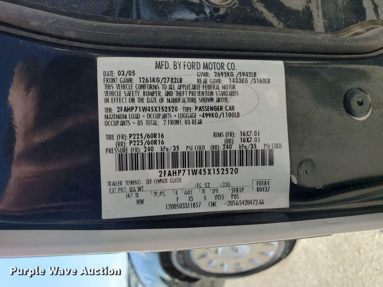 image for item GO9281 2005 Ford Crown Victoria Police Interceptor