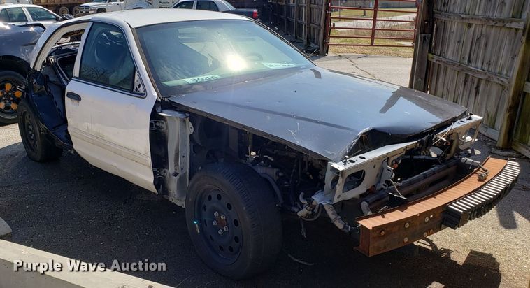 image for item GO9288 2010 Ford Crown Victoria Police Interceptor