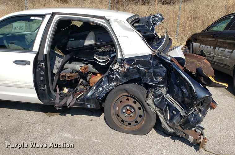 image for item GO9288 2010 Ford Crown Victoria Police Interceptor