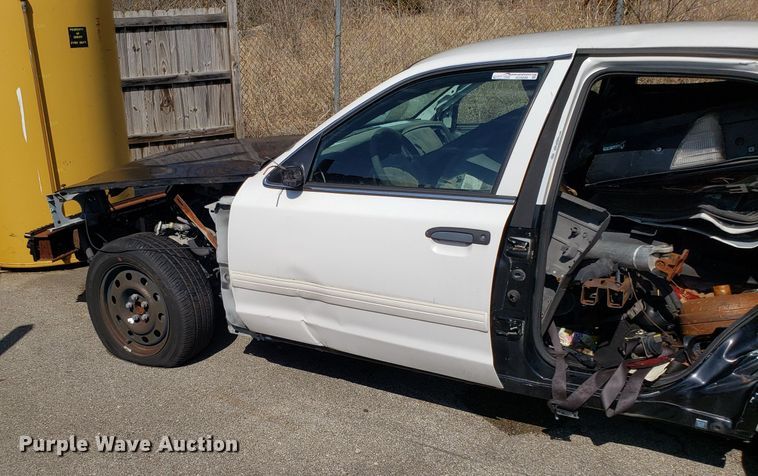 image for item GO9288 2010 Ford Crown Victoria Police Interceptor