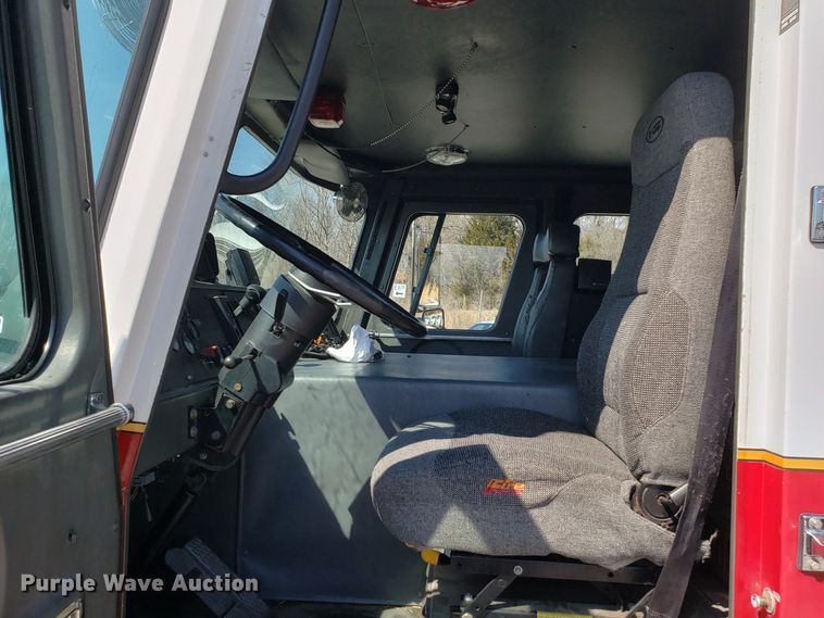 image for item GO9292 1995 E-one fire truck