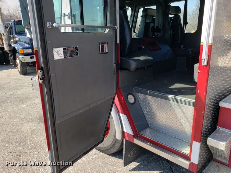 image for item GO9292 1995 E-one fire truck