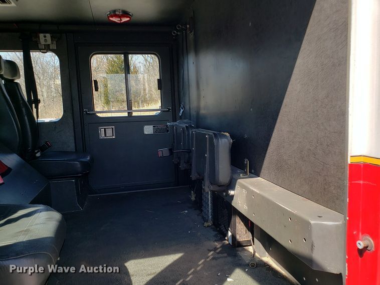 image for item GO9292 1995 E-one fire truck