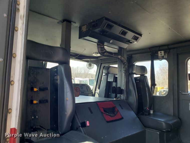 image for item GO9292 1995 E-one fire truck