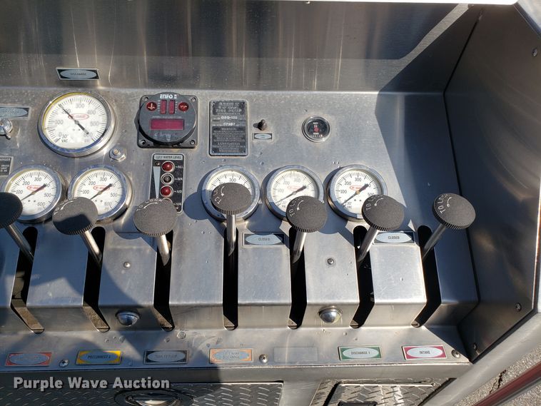 image for item GO9292 1995 E-one fire truck