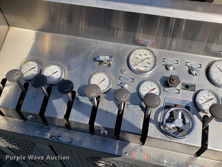 image for item GO9292 1995 E-one fire truck