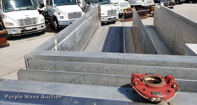 image for item GO9292 1995 E-one fire truck