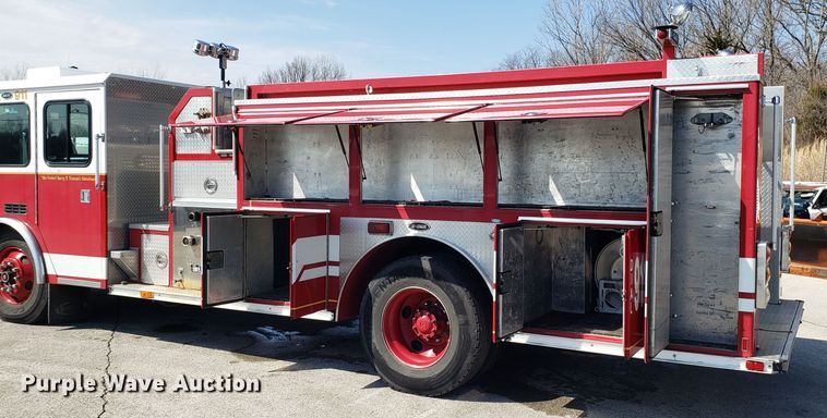 image for item GO9292 1995 E-one fire truck